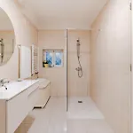Villa W430 Guimarães