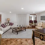 W430 Villa Guimarães