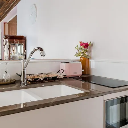 W430 Вилла Гимарайнш